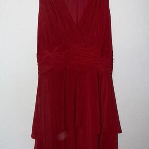 Evan Picone Y2K red vneck dress size 6